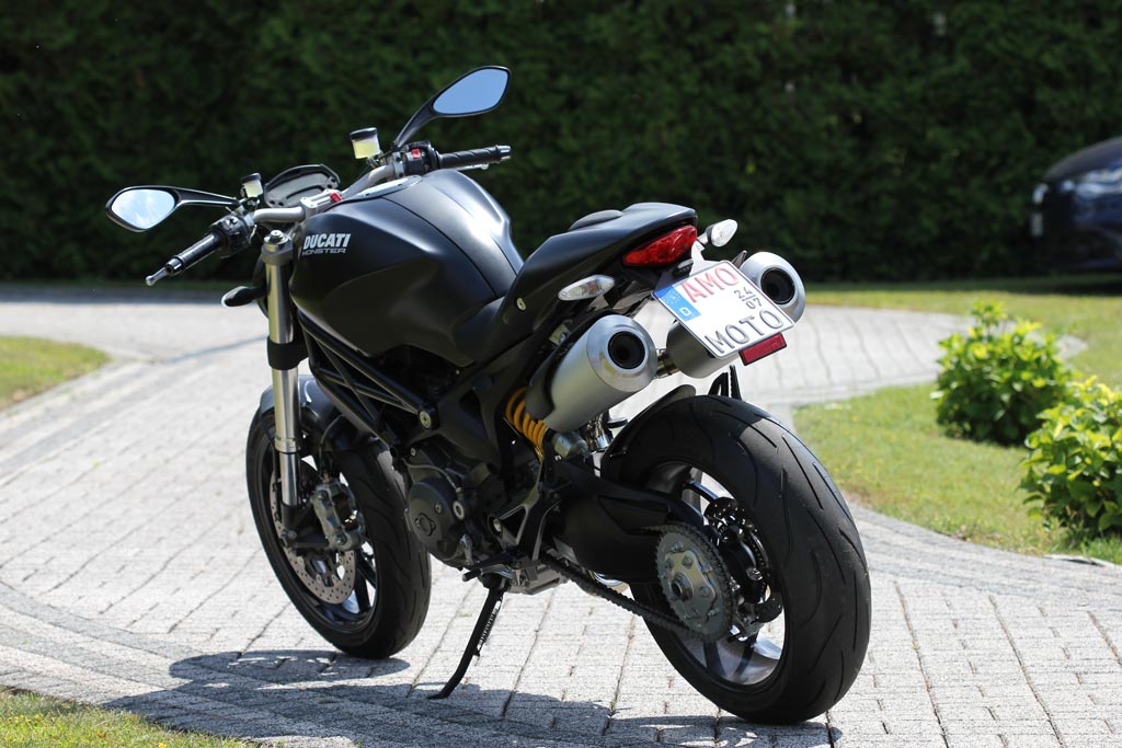 Ducati Monster 1100 