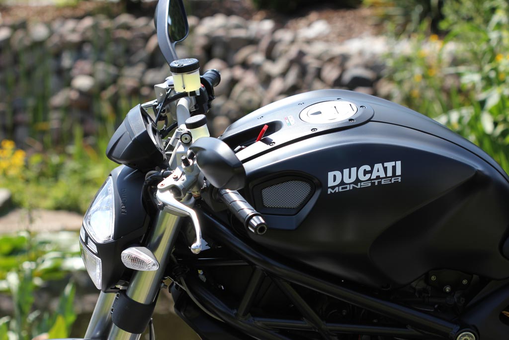 Ducati Monster 1100 