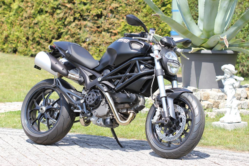 Ducati Monster 1100 