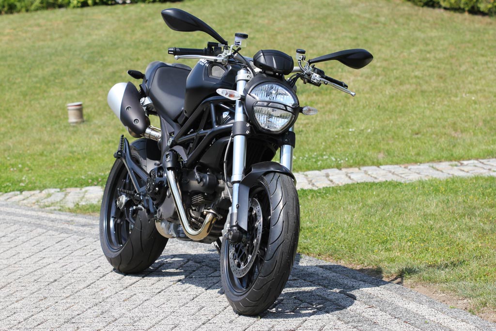 Ducati Monster 1100 